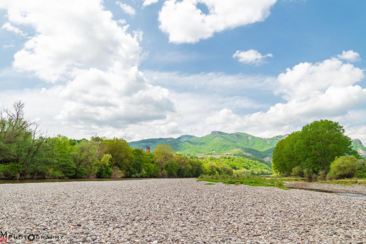 Villa Pirenya Malki Voden Esterno foto